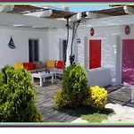 Hotel Kefi &