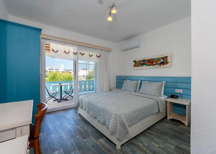 Kefi & Otel Ortakent