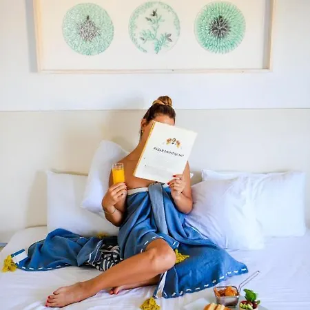 Kefi & 3* オータキャンツ