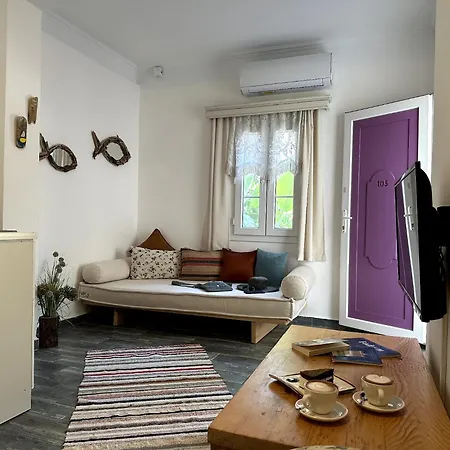 Kefi Beach&suites 3*