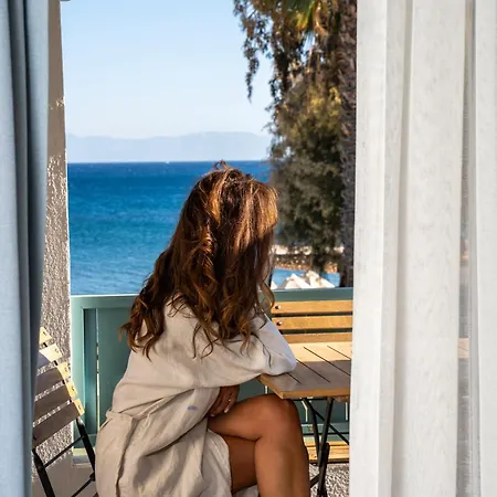 Kefi Beach&suites