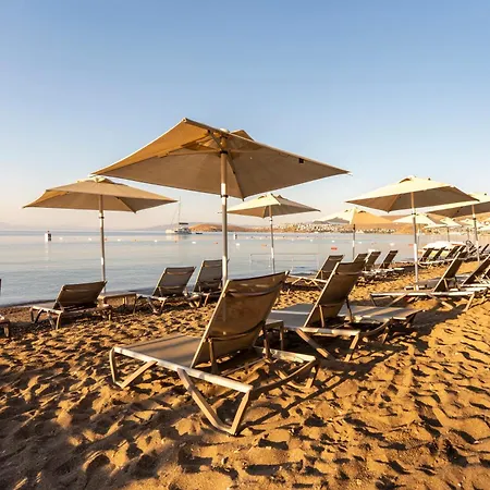 Hotel Kefi Beach&suites 3*